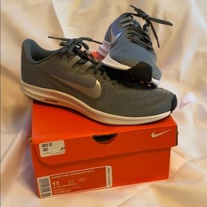 Nike Women’s Running Shoes Size 11